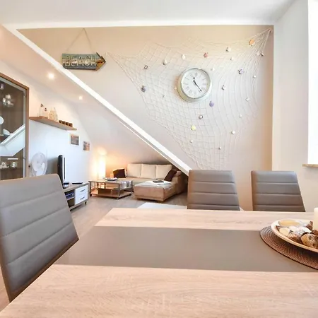 Apartment Achterwasser 01 *